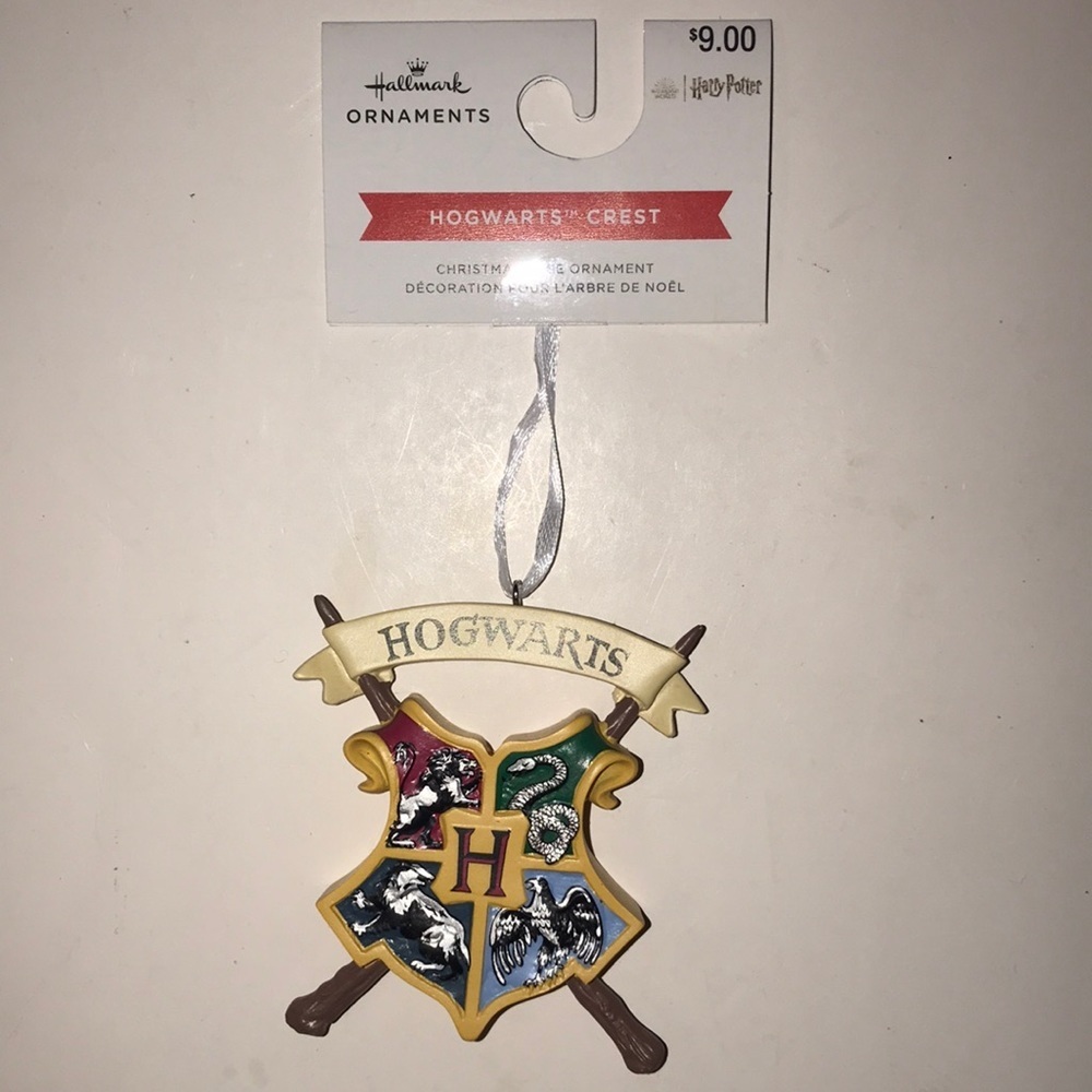 NWT Hallmark Harry Potter Hogwarts Ornament